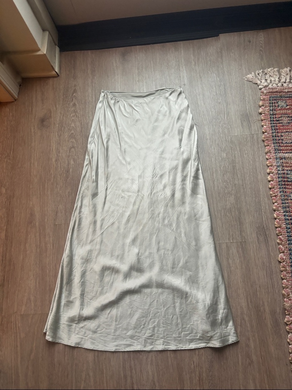Silky Bias Maxi Skirt - Light Silver